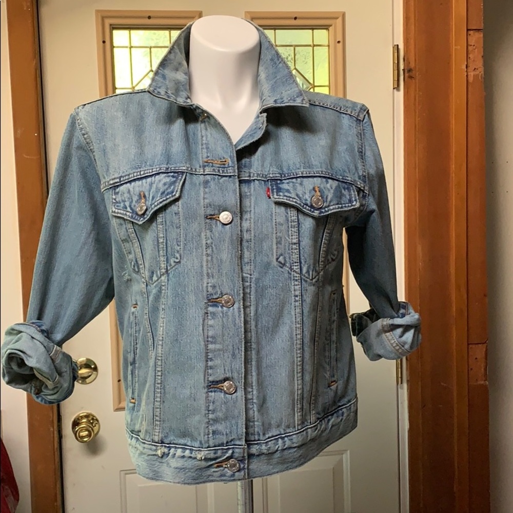 Levi’s denim jacket